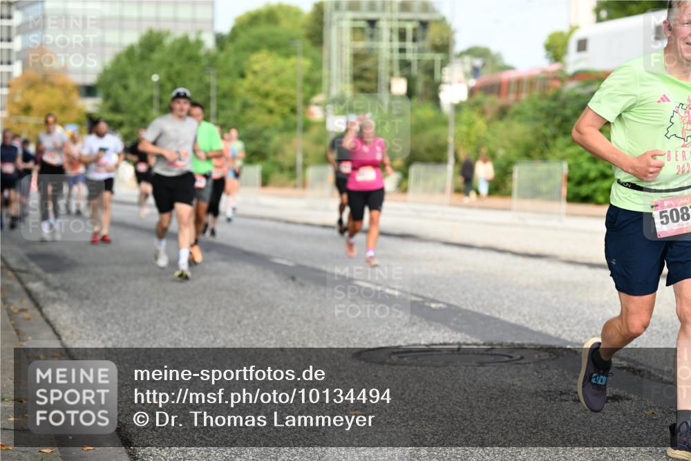 06.09.2026 - CURREX Alsterlauf Dr. Thomas Lammeyer http://msf.ph/oto/10134494 06.09.2026 09:59:52 Laufen 202, 508 meine-sportfotos.de