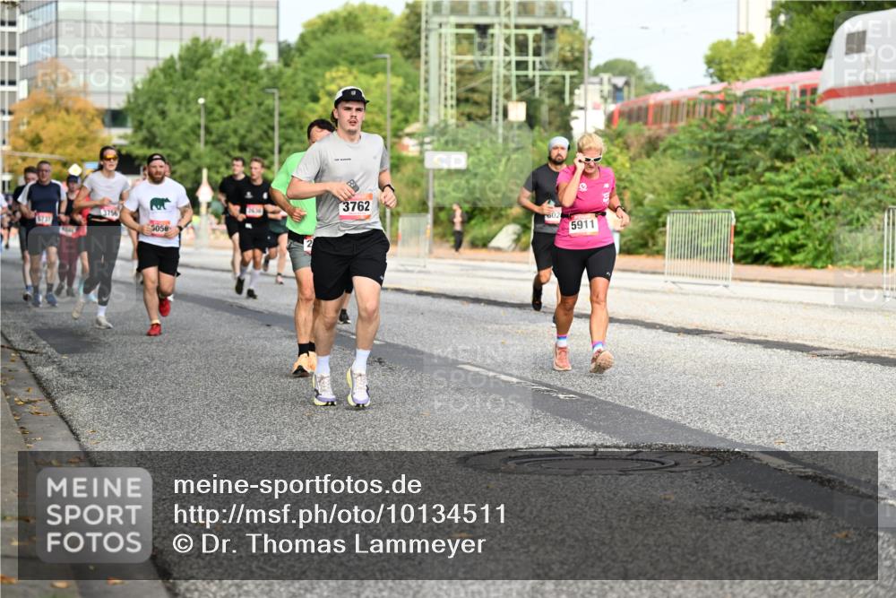 06.09.2026 - CURREX Alsterlauf Dr. Thomas Lammeyer http://msf.ph/oto/10134511 06.09.2026 09:59:54 Laufen 3762, 3756, 602, 5056, 5911 meine-sportfotos.de