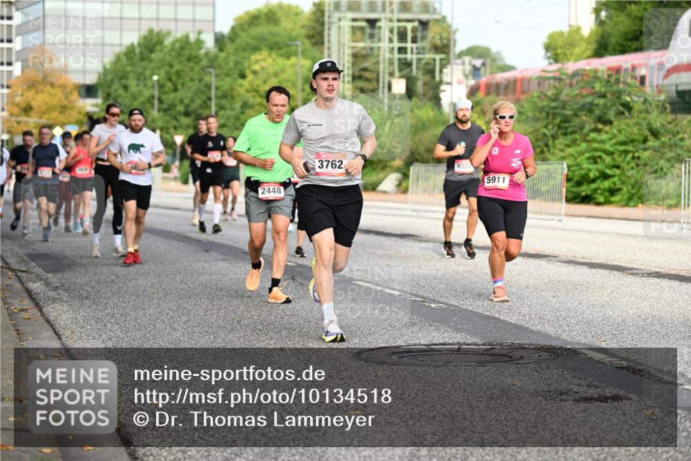 06.09.2026 - CURREX Alsterlauf Dr. Thomas Lammeyer http://msf.ph/oto/10134518 06.09.2026 09:59:54 Laufen 2448, 3762, 8022, 5911 meine-sportfotos.de