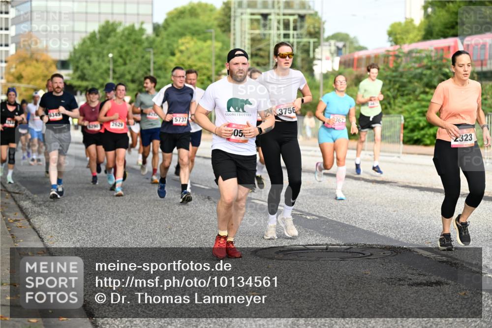 06.09.2026 - CURREX Alsterlauf Dr. Thomas Lammeyer http://msf.ph/oto/10134561 06.09.2026 09:59:58 Laufen 6345, 3756, 5737, 2629, 367, 05, 2323 meine-sportfotos.de