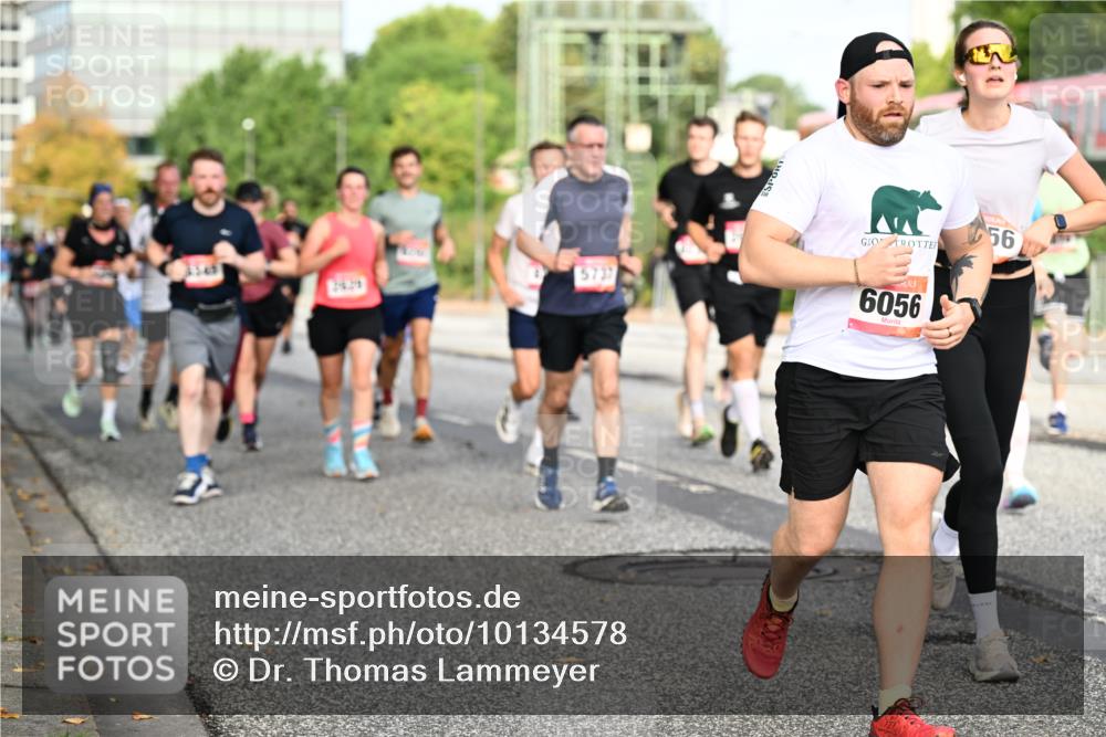 06.09.2026 - CURREX Alsterlauf Dr. Thomas Lammeyer http://msf.ph/oto/10134578 06.09.2026 09:59:59 Laufen 5737, 6056, 56 meine-sportfotos.de