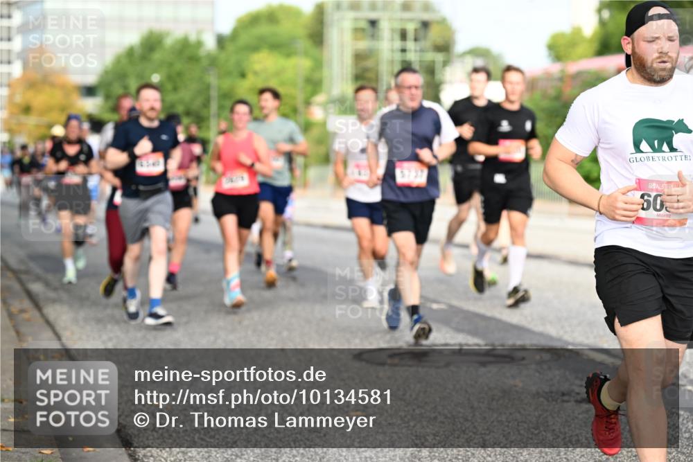 06.09.2026 - CURREX Alsterlauf Dr. Thomas Lammeyer http://msf.ph/oto/10134581 06.09.2026 10:00:00 Laufen 5737, 60 meine-sportfotos.de