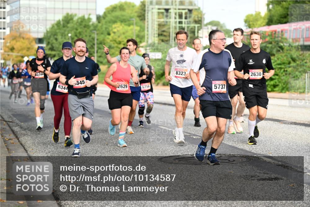 06.09.2026 - CURREX Alsterlauf Dr. Thomas Lammeyer http://msf.ph/oto/10134587 06.09.2026 10:00:00 Laufen 1132, 6344, 345, 2629, 5756, 8323, 5737, 2630 meine-sportfotos.de
