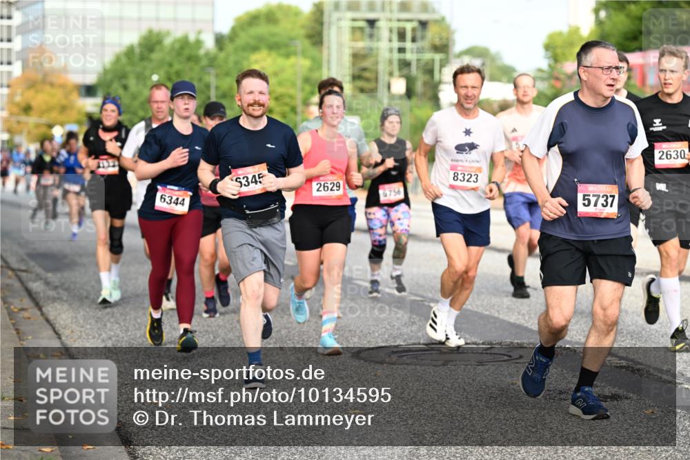 06.09.2026 - CURREX Alsterlauf Dr. Thomas Lammeyer http://msf.ph/oto/10134595 06.09.2026 10:00:01 Laufen 1132, 6344, 5345, 2629, 6756, 8323, 5737, 2630 meine-sportfotos.de