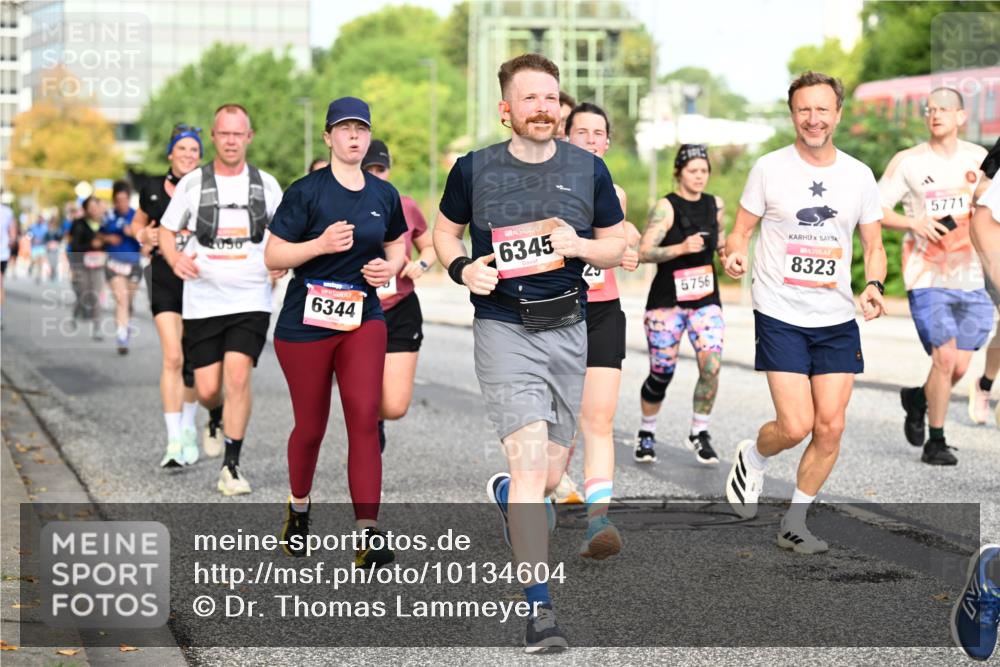 06.09.2026 - CURREX Alsterlauf Dr. Thomas Lammeyer http://msf.ph/oto/10134604 06.09.2026 10:00:02 Laufen 6344, 6345, 5756, 8323, 5771 meine-sportfotos.de