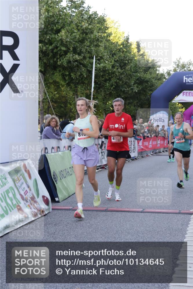 06.09.2026 - CURREX Alsterlauf Yannick Fuchs http://msf.ph/oto/10134645 06.09.2026 09:42:21 Ziel 2003, 4114, 4858, 5554, 5663, 5960, 5984, 6151, 6419, 6463, 8197 meine-sportfotos.de