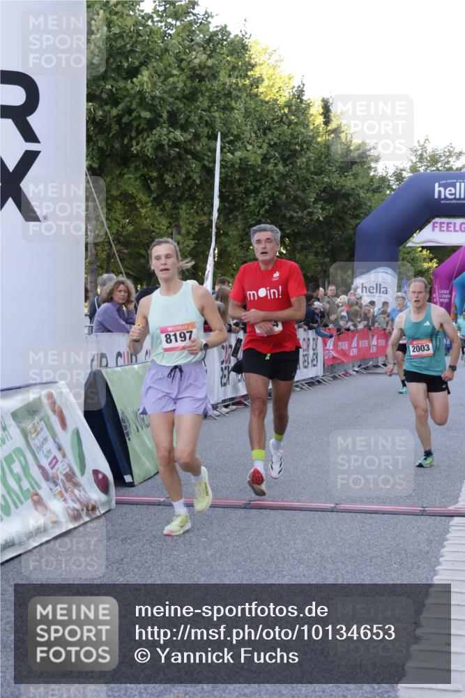 06.09.2026 - CURREX Alsterlauf Yannick Fuchs http://msf.ph/oto/10134653 06.09.2026 09:42:21 Ziel 2003, 4114, 4858, 5554, 5663, 5960, 5984, 6151, 6419, 6463, 8197 meine-sportfotos.de