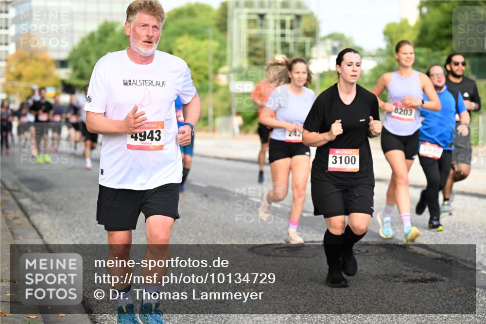 06.09.2026 - CURREX Alsterlauf Dr. Thomas Lammeyer http://msf.ph/oto/10134729 06.09.2026 10:00:12 Laufen 4943, 3100, 8203 meine-sportfotos.de