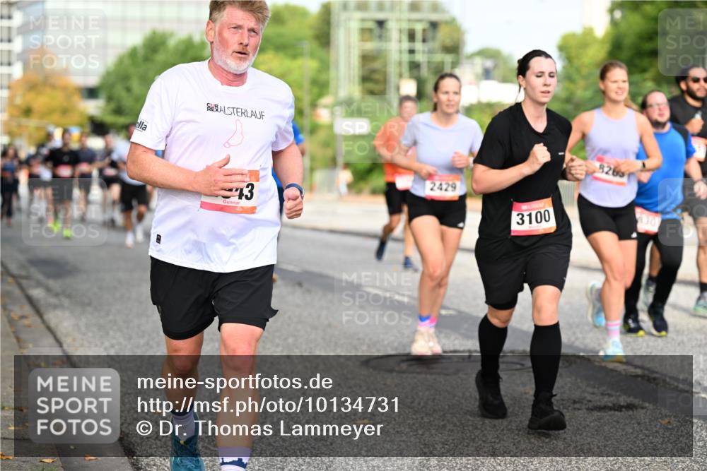 06.09.2026 - CURREX Alsterlauf Dr. Thomas Lammeyer http://msf.ph/oto/10134731 06.09.2026 10:00:13 Laufen 3, 2429, 3100, 826 meine-sportfotos.de