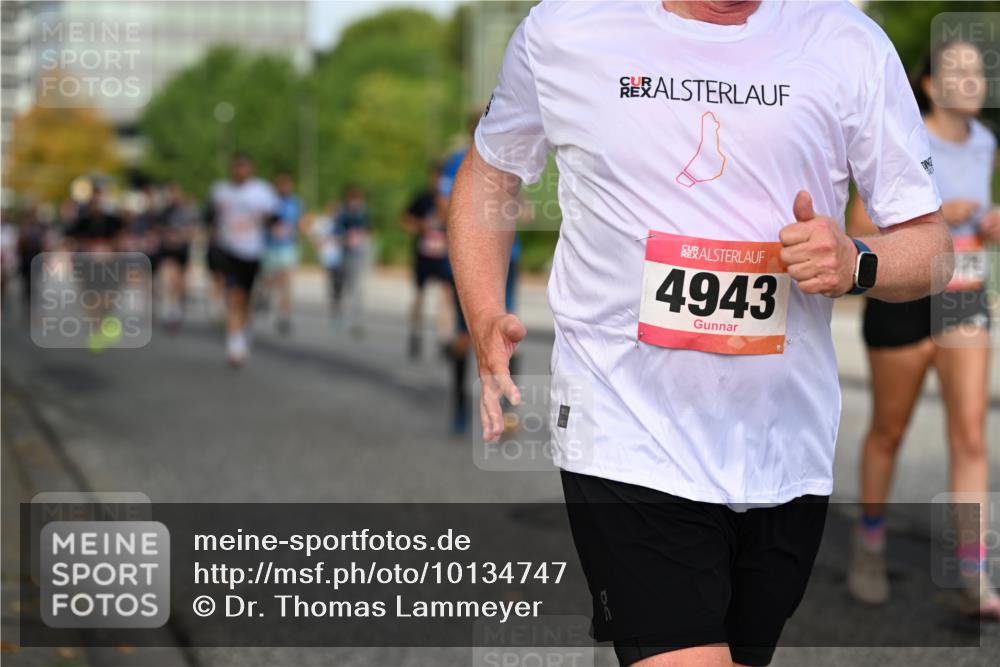 06.09.2026 - CURREX Alsterlauf Dr. Thomas Lammeyer http://msf.ph/oto/10134747 06.09.2026 10:00:14 Laufen 4943 meine-sportfotos.de