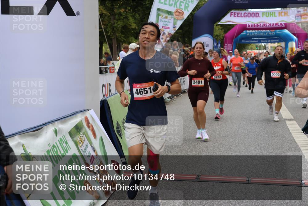 06.09.2026 - CURREX Alsterlauf Strokosch-Dieckow http://msf.ph/oto/10134748 06.09.2026 10:08:36 Ziel 2105, 2491, 3082, 3093, 3482, 3836, 3888, 3889, 4185, 4476, 4651, 5030, 5140, 5233, 5319, 5550, 5854, 6230 meine-sportfotos.de