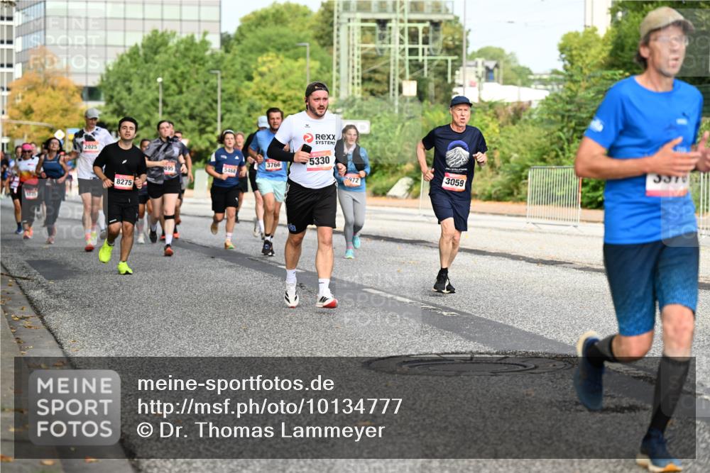 06.09.2026 - CURREX Alsterlauf Dr. Thomas Lammeyer http://msf.ph/oto/10134777 06.09.2026 10:00:16 Laufen 2025, 8275, 3766, 495, 5468, 5330, 972, 3059 meine-sportfotos.de