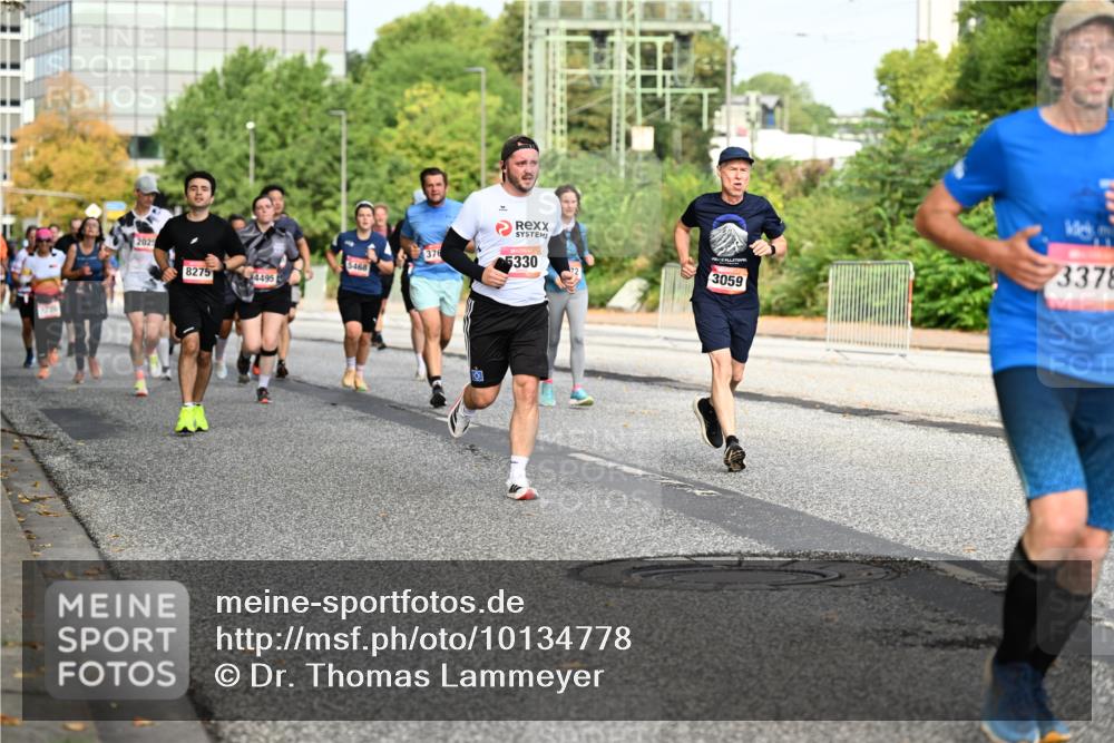 06.09.2026 - CURREX Alsterlauf Dr. Thomas Lammeyer http://msf.ph/oto/10134778 06.09.2026 10:00:16 Laufen 1229, 2025, 5468, 8275, 4495, 376, 2, 5330, 3059, 3378 meine-sportfotos.de