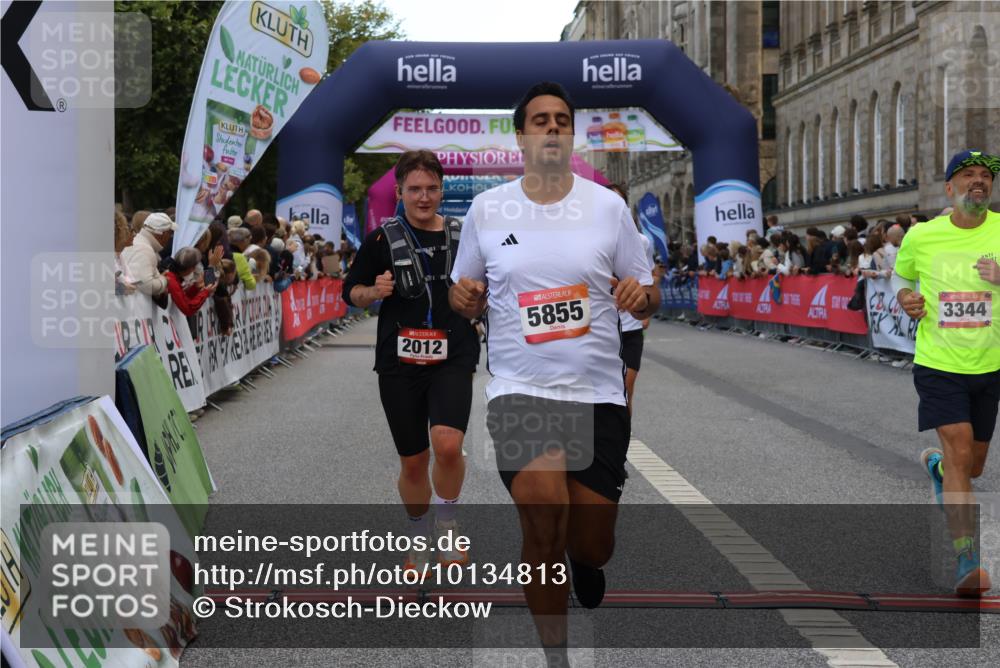 06.09.2026 - CURREX Alsterlauf Strokosch-Dieckow http://msf.ph/oto/10134813 06.09.2026 09:55:21 Ziel 2012, 2231, 2232, 2908, 3126, 3344, 3484, 4512, 4686, 4688, 5211, 5314, 5855, 6293 meine-sportfotos.de