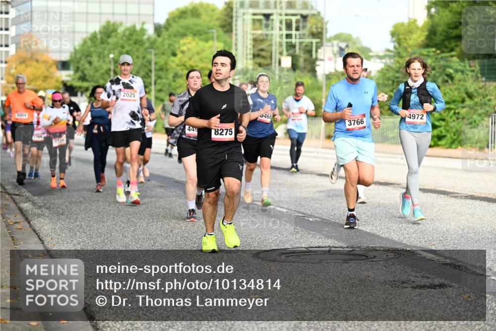 06.09.2026 - CURREX Alsterlauf Dr. Thomas Lammeyer http://msf.ph/oto/10134814 06.09.2026 10:00:20 Laufen 5664, 2025, 449, 8275, 0468, 3766, 4972 meine-sportfotos.de