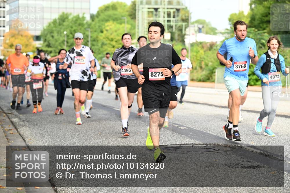 06.09.2026 - CURREX Alsterlauf Dr. Thomas Lammeyer http://msf.ph/oto/10134820 06.09.2026 10:00:20 Laufen 2025, 4495, 8275, 3766, 4972 meine-sportfotos.de