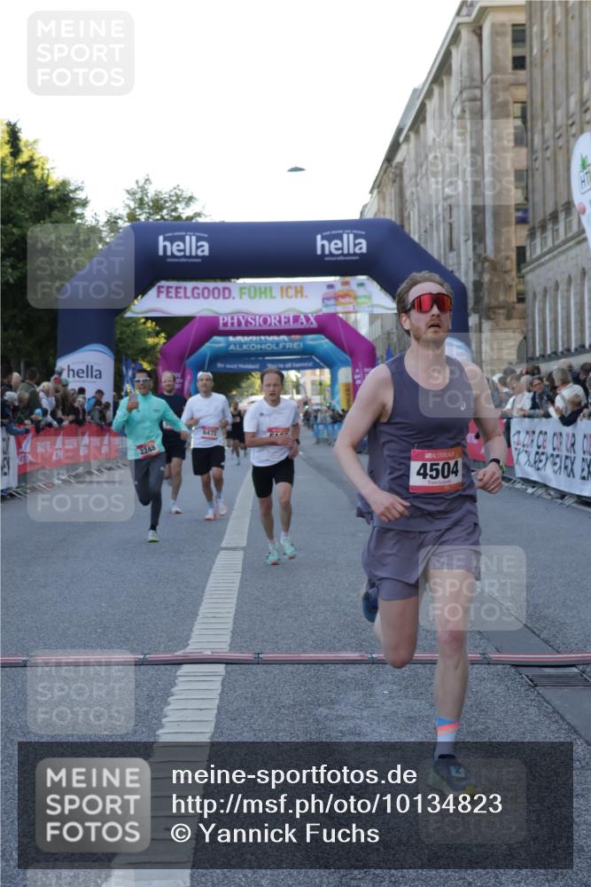06.09.2026 - CURREX Alsterlauf Yannick Fuchs http://msf.ph/oto/10134823 06.09.2026 09:42:27 Ziel 2003, 2248, 4114, 4504, 5464, 5554, 5663, 6136, 6472, 8197 meine-sportfotos.de