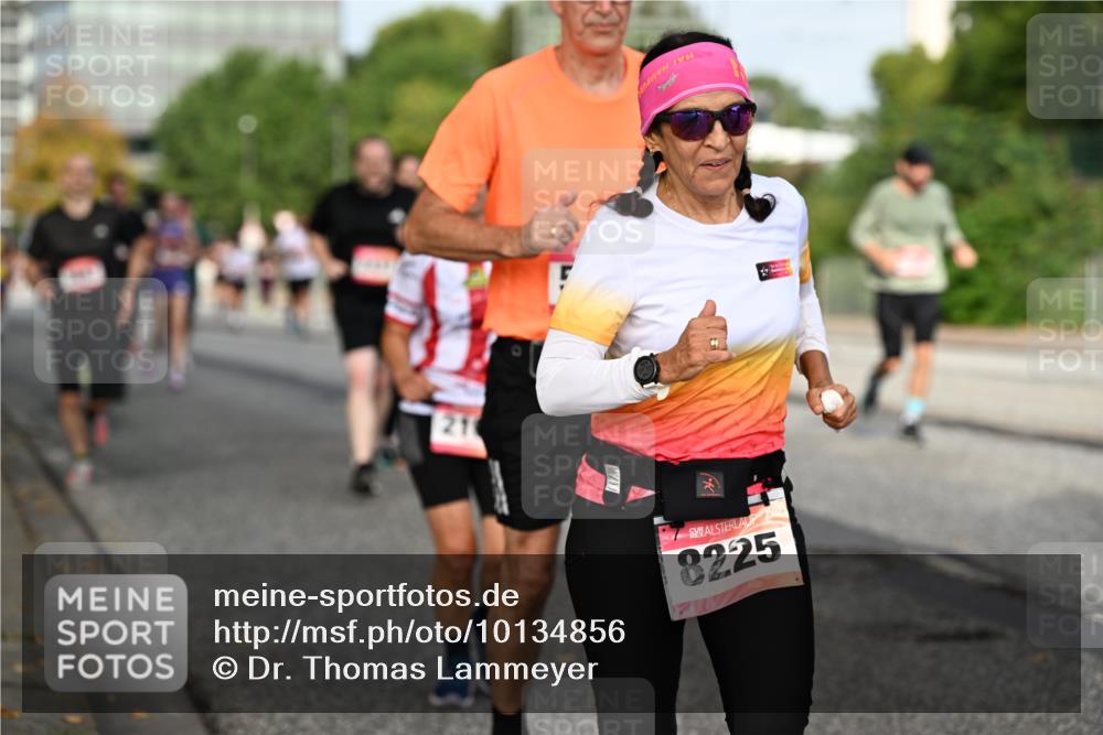 06.09.2026 - CURREX Alsterlauf Dr. Thomas Lammeyer http://msf.ph/oto/10134856 06.09.2026 10:00:26 Laufen 8225 meine-sportfotos.de