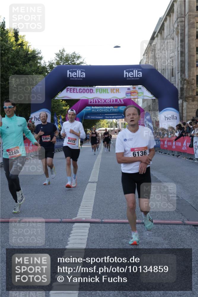 06.09.2026 - CURREX Alsterlauf Yannick Fuchs http://msf.ph/oto/10134859 06.09.2026 09:42:29 Ziel 2003, 2248, 4114, 4504, 5464, 5663, 6136, 6472, 8197 meine-sportfotos.de