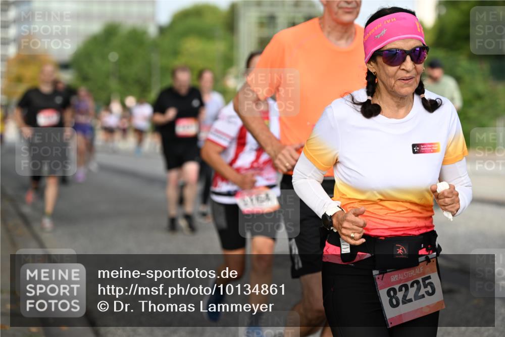 06.09.2026 - CURREX Alsterlauf Dr. Thomas Lammeyer http://msf.ph/oto/10134861 06.09.2026 10:00:26 Laufen 8225 meine-sportfotos.de