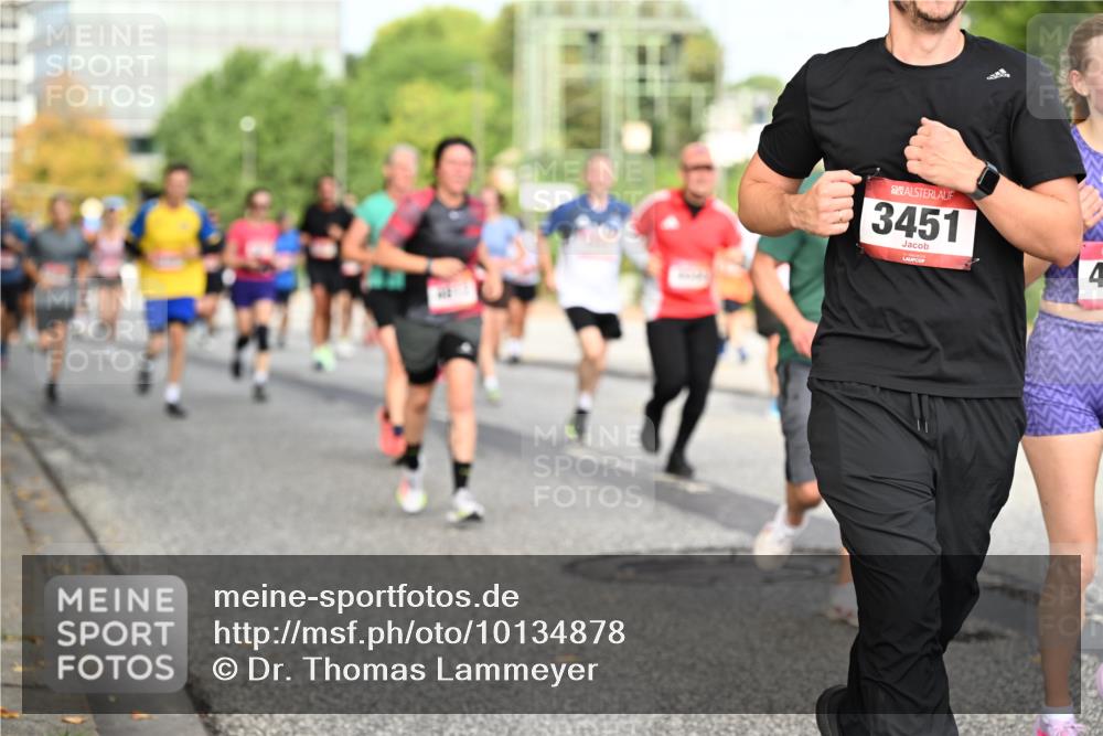 06.09.2026 - CURREX Alsterlauf Dr. Thomas Lammeyer http://msf.ph/oto/10134878 06.09.2026 10:00:33 Laufen 3451, 4 meine-sportfotos.de