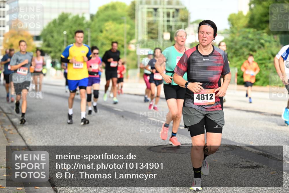 06.09.2026 - CURREX Alsterlauf Dr. Thomas Lammeyer http://msf.ph/oto/10134901 06.09.2026 10:00:35 Laufen 4812 meine-sportfotos.de