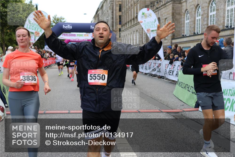 06.09.2026 - CURREX Alsterlauf Strokosch-Dieckow http://msf.ph/oto/10134917 06.09.2026 10:08:41 Ziel 2374, 2450, 2487, 2491, 2580, 3082, 3086, 3400, 3482, 3836, 3888, 3889, 4115, 4129, 4185, 4233, 4651, 5130, 5140, 5233, 5319, 5550, 5985, 8089 meine-sportfotos.de
