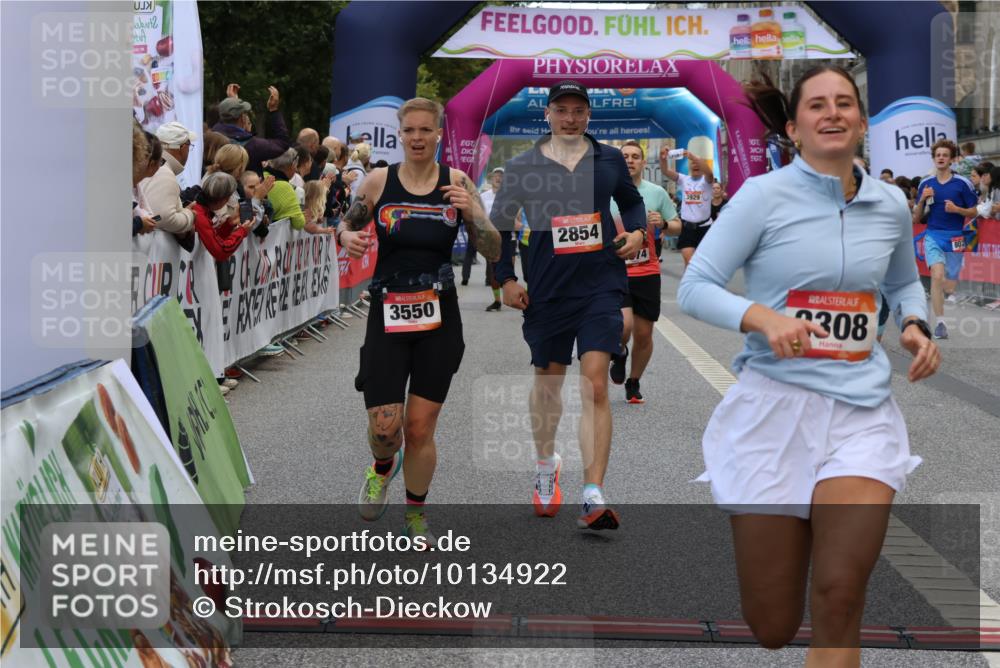 06.09.2026 - CURREX Alsterlauf Strokosch-Dieckow http://msf.ph/oto/10134922 06.09.2026 09:55:34 Ziel 2308, 2420, 2854, 2874, 3271, 3550, 4827, 4949, 5531, 5720, 6367, 8027 meine-sportfotos.de