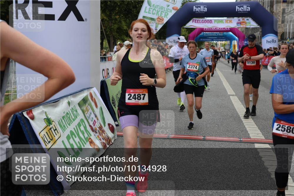 06.09.2026 - CURREX Alsterlauf Strokosch-Dieckow http://msf.ph/oto/10134928 06.09.2026 10:08:44 Ziel 2374, 2450, 2487, 2491, 2580, 3086, 3400, 3482, 3540, 3811, 3812, 3836, 4115, 4129, 4185, 4233, 5130, 5233, 5319, 5550, 5985, 8089 meine-sportfotos.de