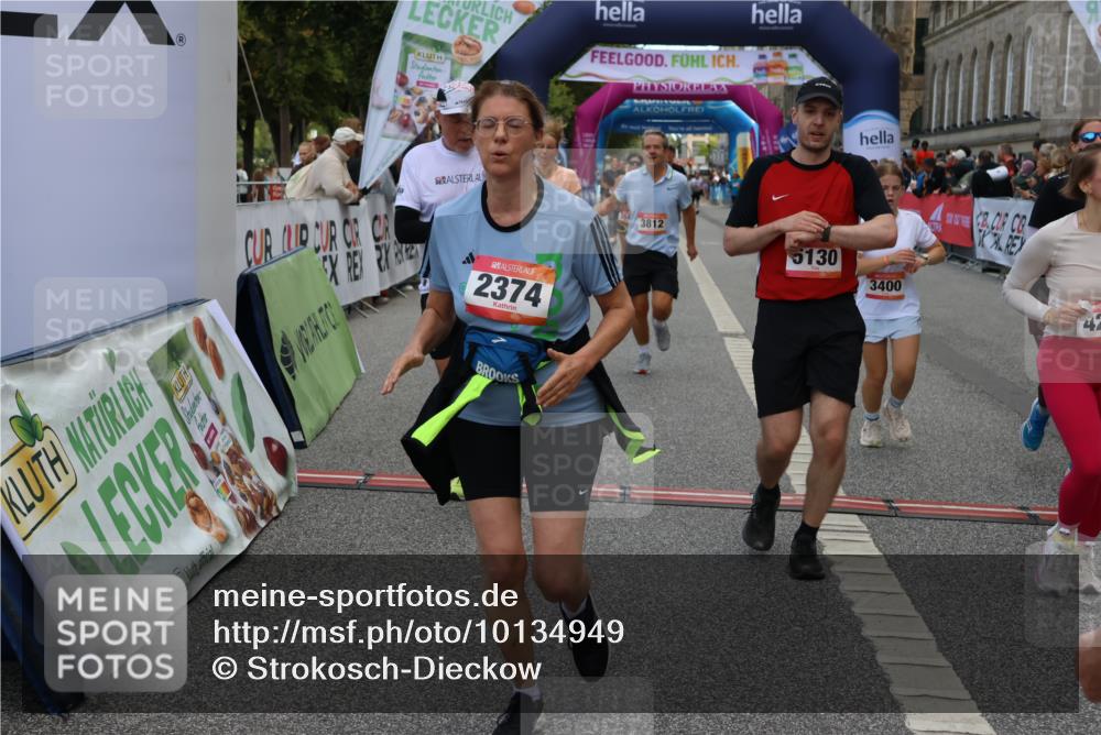 06.09.2026 - CURREX Alsterlauf Strokosch-Dieckow http://msf.ph/oto/10134949 06.09.2026 10:08:46 Ziel 2374, 2450, 2487, 2580, 3086, 3400, 3482, 3540, 3811, 3812, 3836, 4115, 4129, 4185, 4233, 4746, 5130, 5233, 5319, 5367, 5550, 5985, 8089 meine-sportfotos.de