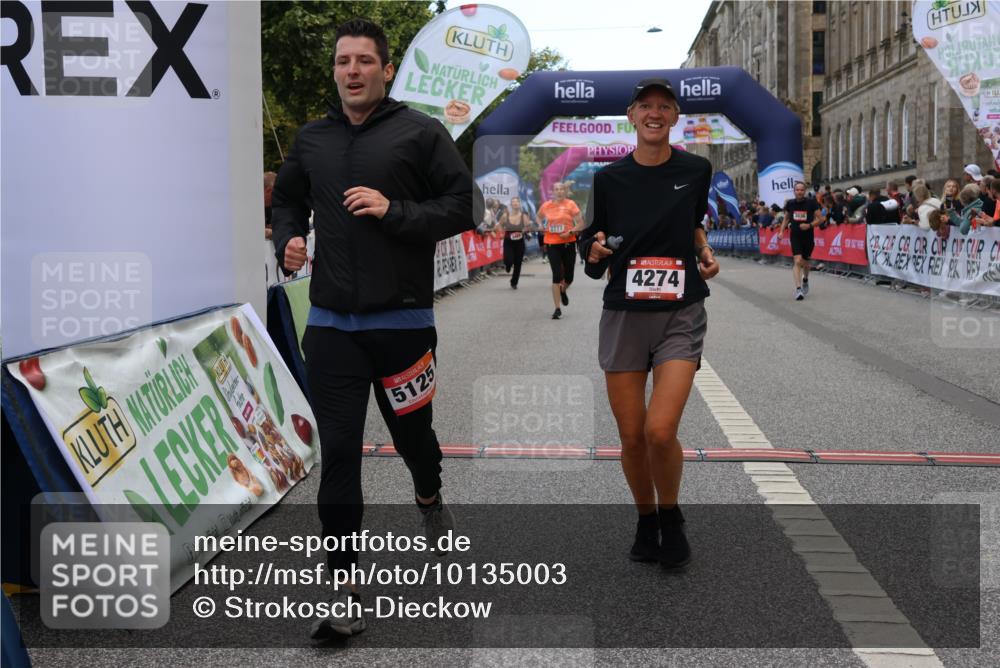 06.09.2026 - CURREX Alsterlauf Strokosch-Dieckow http://msf.ph/oto/10135003 06.09.2026 10:08:53 Ziel 2777, 3036, 3086, 3400, 3540, 3811, 3812, 4129, 4274, 4738, 4746, 5125, 5252, 5367, 6488 meine-sportfotos.de