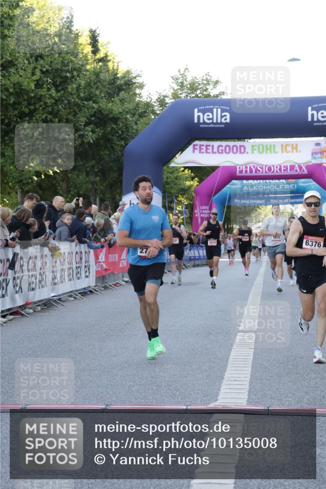 06.09.2026 - CURREX Alsterlauf Yannick Fuchs http://msf.ph/oto/10135008 06.09.2026 09:42:43 Ziel 2729, 3692, 4006, 4607, 4829, 5173, 5675, 5811, 6376 meine-sportfotos.de