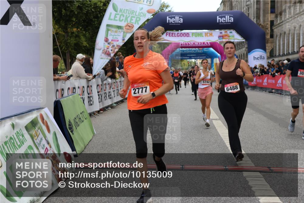 06.09.2026 - CURREX Alsterlauf Strokosch-Dieckow http://msf.ph/oto/10135009 06.09.2026 10:08:57 Ziel 2777, 3036, 4274, 4738, 4746, 5125, 5252, 5367, 5742, 6116, 6488, 8055 meine-sportfotos.de