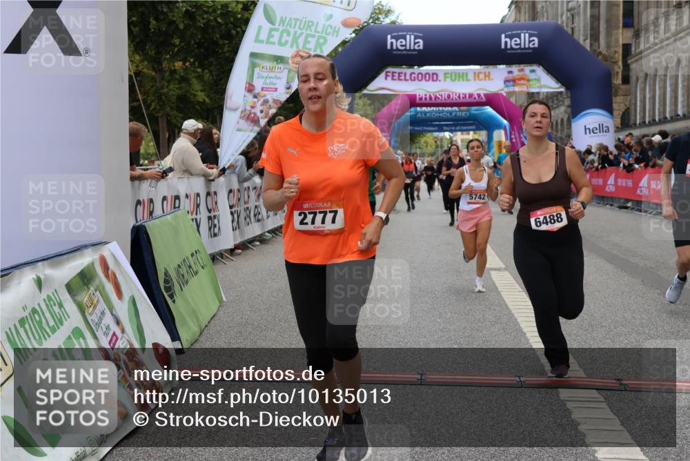 06.09.2026 - CURREX Alsterlauf Strokosch-Dieckow http://msf.ph/oto/10135013 06.09.2026 10:08:57 Ziel 2777, 3036, 4274, 4738, 4746, 5125, 5252, 5367, 5742, 6116, 6488, 8055 meine-sportfotos.de