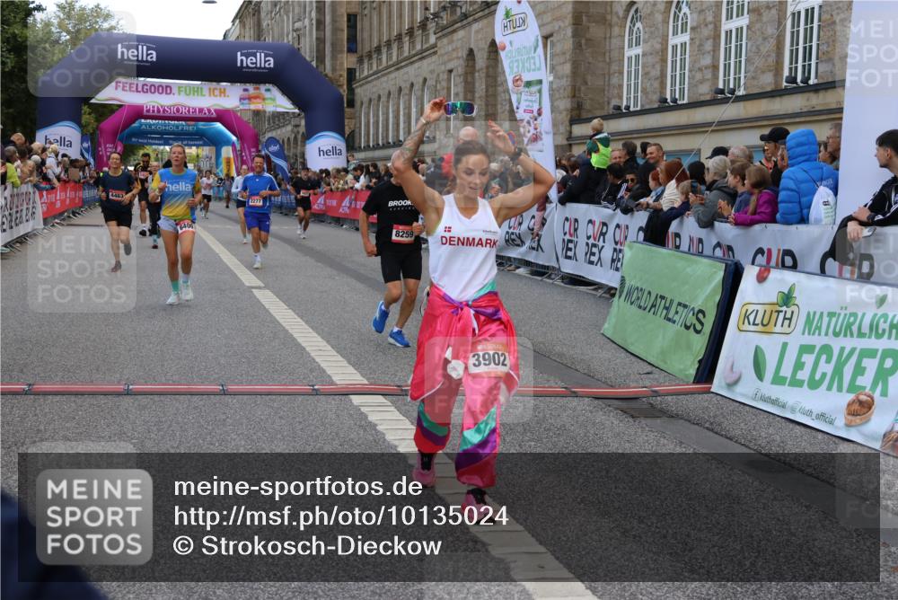 06.09.2026 - CURREX Alsterlauf Strokosch-Dieckow http://msf.ph/oto/10135024 06.09.2026 09:55:50 Ziel 2117, 2277, 2479, 3304, 3799, 3902, 3903, 4190, 4463, 4627, 4865, 4955, 4961, 5488, 6400, 8086, 8259 meine-sportfotos.de