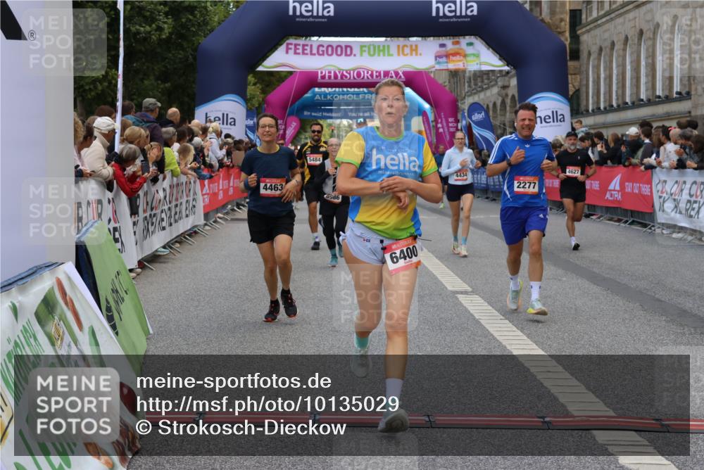 06.09.2026 - CURREX Alsterlauf Strokosch-Dieckow http://msf.ph/oto/10135029 06.09.2026 09:55:52 Ziel 2239, 2277, 3304, 3902, 3903, 4190, 4434, 4463, 4627, 4865, 4955, 4961, 5484, 5488, 6400, 8086, 8259 meine-sportfotos.de