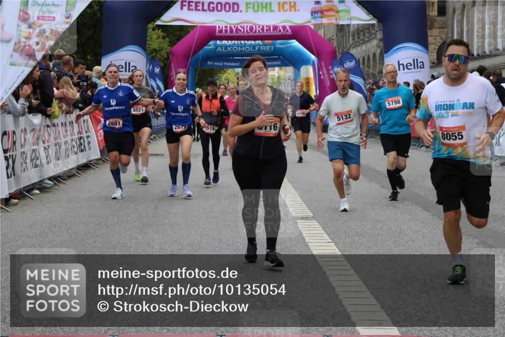 06.09.2026 - CURREX Alsterlauf Strokosch-Dieckow http://msf.ph/oto/10135054 06.09.2026 10:09:02 Ziel 2519, 2679, 2681, 2777, 3036, 4021, 5132, 5252, 5742, 5798, 6116, 6296, 6488, 8055 meine-sportfotos.de