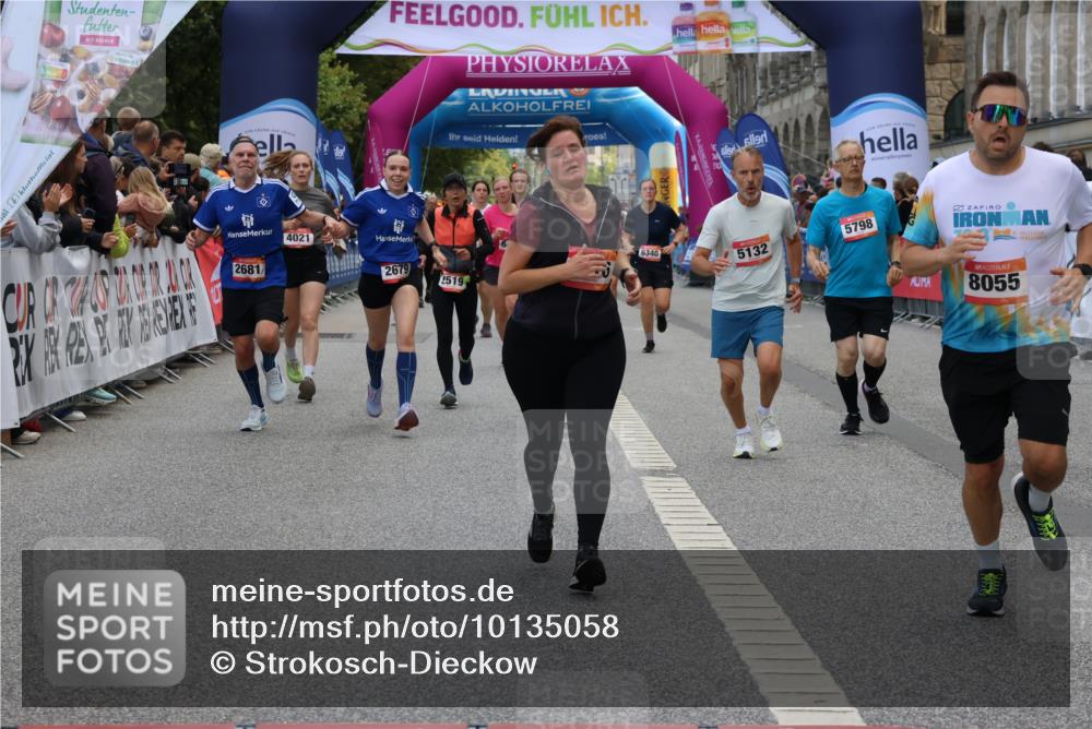 06.09.2026 - CURREX Alsterlauf Strokosch-Dieckow http://msf.ph/oto/10135058 06.09.2026 10:09:02 Ziel 2519, 2679, 2681, 2777, 3036, 4021, 5132, 5252, 5742, 5798, 6116, 6296, 6488, 8055 meine-sportfotos.de