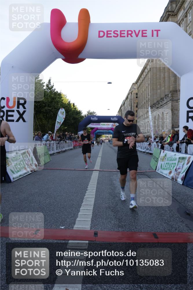 06.09.2026 - CURREX Alsterlauf Yannick Fuchs http://msf.ph/oto/10135083 06.09.2026 09:42:50 Ziel 2007, 2729, 3110, 3815, 5675, 6376, 6381 meine-sportfotos.de