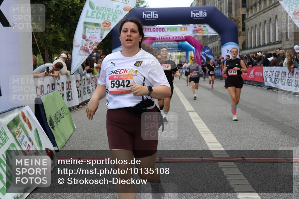 06.09.2026 - CURREX Alsterlauf Strokosch-Dieckow http://msf.ph/oto/10135108 06.09.2026 10:09:12 Ziel 2519, 3241, 3637, 4021, 5007, 5084, 5113, 5171, 5758, 5794, 5798, 5913, 5942, 6263, 6296, 6340, 6460, 6487, 8076 meine-sportfotos.de
