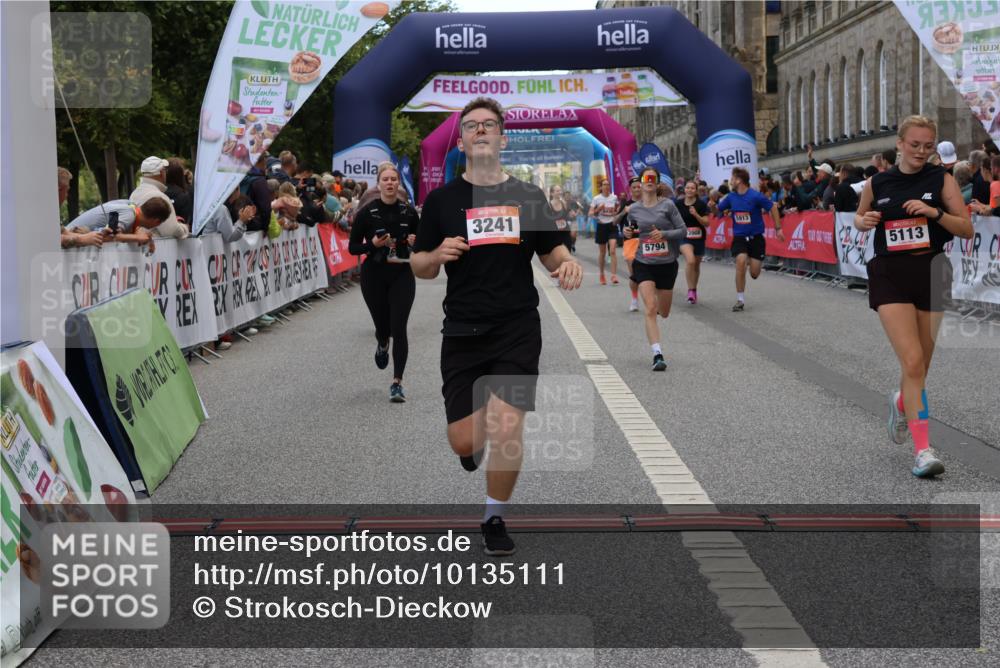 06.09.2026 - CURREX Alsterlauf Strokosch-Dieckow http://msf.ph/oto/10135111 06.09.2026 10:09:13 Ziel 2519, 3241, 3637, 5007, 5084, 5113, 5171, 5758, 5794, 5913, 5942, 6263, 6340, 6460, 6487, 8076 meine-sportfotos.de