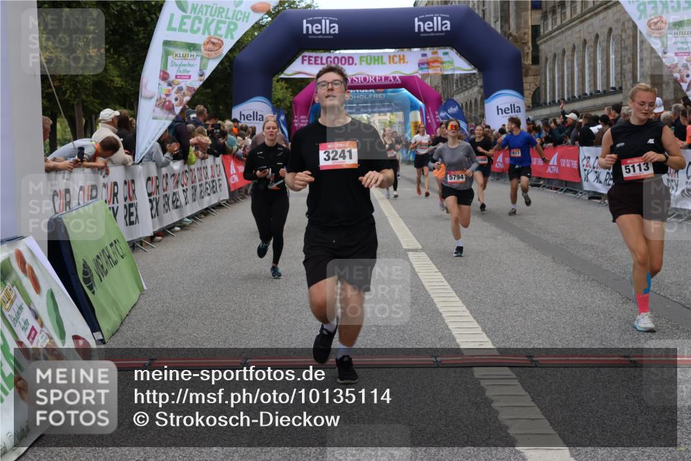 06.09.2026 - CURREX Alsterlauf Strokosch-Dieckow http://msf.ph/oto/10135114 06.09.2026 10:09:13 Ziel 2519, 3241, 3637, 5007, 5084, 5113, 5171, 5758, 5794, 5913, 5942, 6263, 6340, 6460, 6487, 8076 meine-sportfotos.de