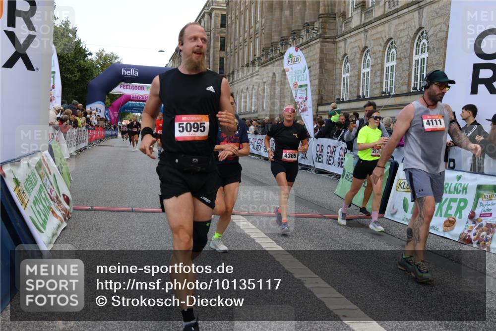 06.09.2026 - CURREX Alsterlauf Strokosch-Dieckow http://msf.ph/oto/10135117 06.09.2026 09:56:12 Ziel 2171, 2548, 2805, 3225, 3486, 3571, 3830, 4111, 4365, 4809, 5085, 5095, 5206, 5682, 6170, 8105, 8170 meine-sportfotos.de