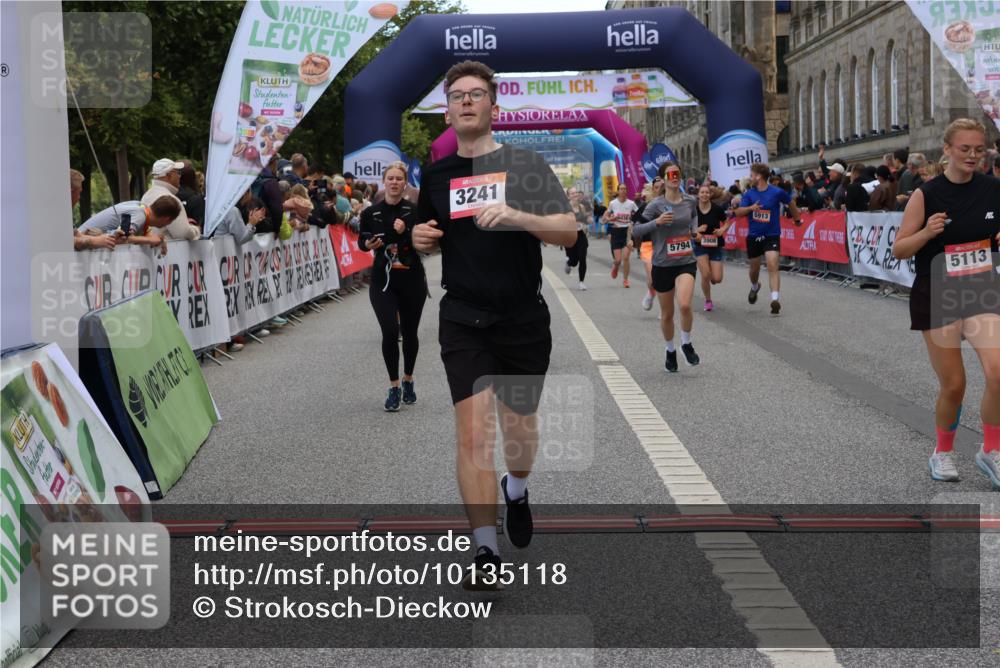 06.09.2026 - CURREX Alsterlauf Strokosch-Dieckow http://msf.ph/oto/10135118 06.09.2026 10:09:13 Ziel 2519, 3241, 3637, 5007, 5084, 5113, 5171, 5758, 5794, 5913, 5942, 6263, 6340, 6460, 6487, 8076 meine-sportfotos.de
