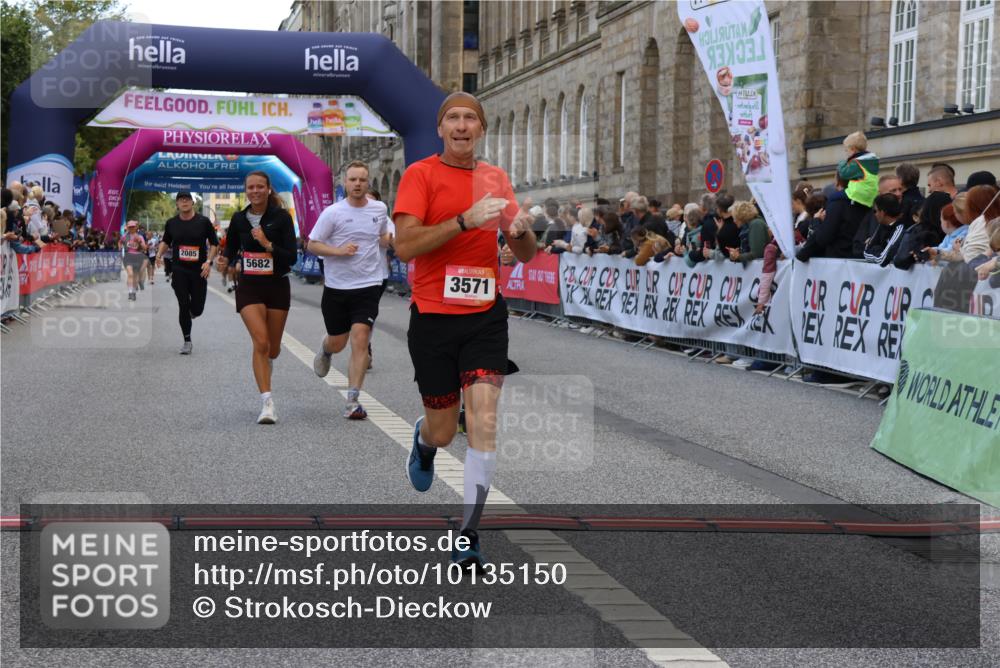 06.09.2026 - CURREX Alsterlauf Strokosch-Dieckow http://msf.ph/oto/10135150 06.09.2026 09:56:16 Ziel 2085, 2171, 2548, 3486, 3571, 4111, 4365, 4715, 5095, 5206, 5682, 5841, 6170, 6416, 6441, 8105, 8170 meine-sportfotos.de