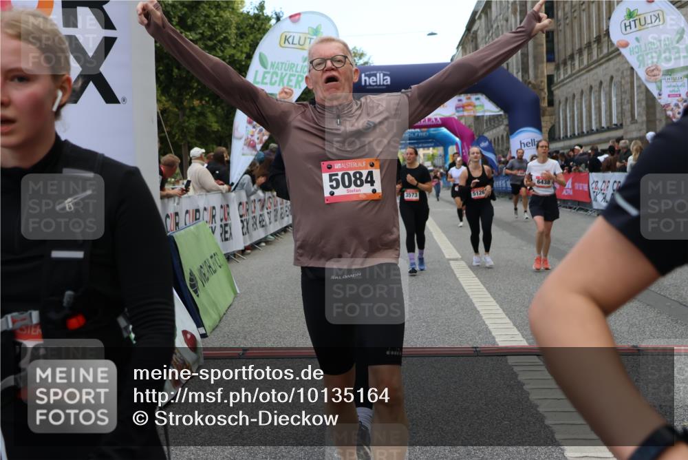 06.09.2026 - CURREX Alsterlauf Strokosch-Dieckow http://msf.ph/oto/10135164 06.09.2026 10:09:18 Ziel 2466, 2919, 3241, 3332, 3573, 4222, 5084, 5113, 5126, 5171, 5758, 5794, 5913, 6263, 8076, 8294 meine-sportfotos.de