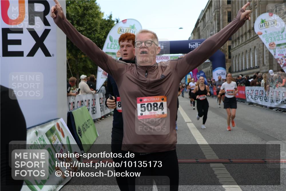 06.09.2026 - CURREX Alsterlauf Strokosch-Dieckow http://msf.ph/oto/10135173 06.09.2026 10:09:18 Ziel 2466, 2919, 3241, 3332, 3573, 4222, 5084, 5113, 5126, 5171, 5758, 5794, 5913, 6263, 8076, 8294 meine-sportfotos.de