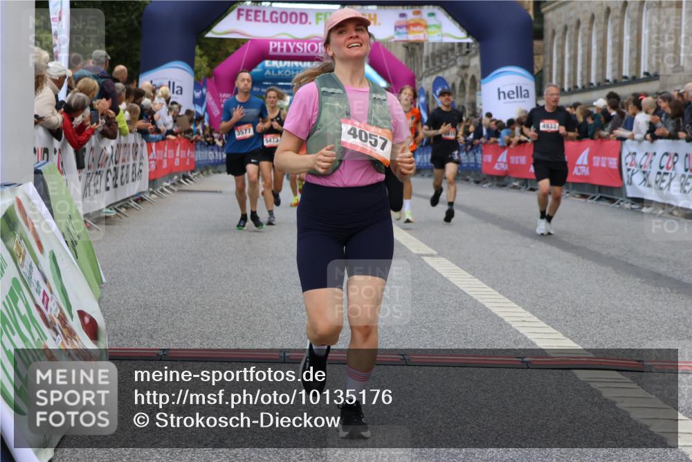 06.09.2026 - CURREX Alsterlauf Strokosch-Dieckow http://msf.ph/oto/10135176 06.09.2026 09:56:24 Ziel 2085, 2188, 2341, 3577, 4057, 4715, 4933, 5332, 5473, 5586, 5682, 5807, 5841, 6416, 6441, 8131, 8134 meine-sportfotos.de