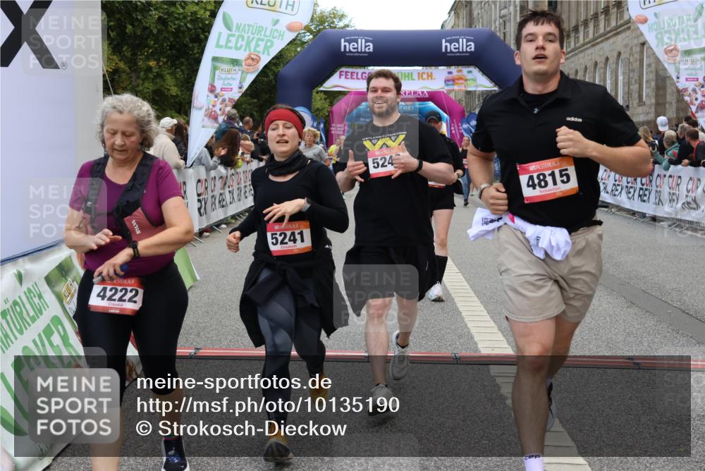 06.09.2026 - CURREX Alsterlauf Strokosch-Dieckow http://msf.ph/oto/10135190 06.09.2026 10:09:25 Ziel 2082, 2201, 2466, 2919, 3332, 3573, 4222, 4280, 4815, 5126, 5241, 6070, 8271, 8294 meine-sportfotos.de