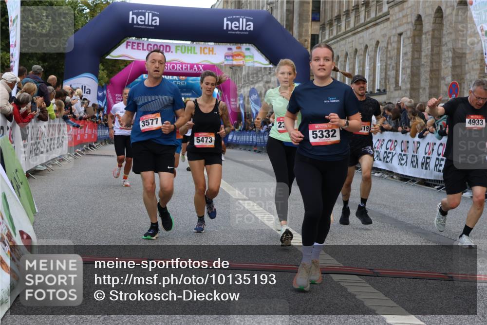 06.09.2026 - CURREX Alsterlauf Strokosch-Dieckow http://msf.ph/oto/10135193 06.09.2026 09:56:27 Ziel 2188, 2341, 2620, 3577, 4057, 4933, 5332, 5473, 5586, 5807, 5841, 8131, 8134 meine-sportfotos.de